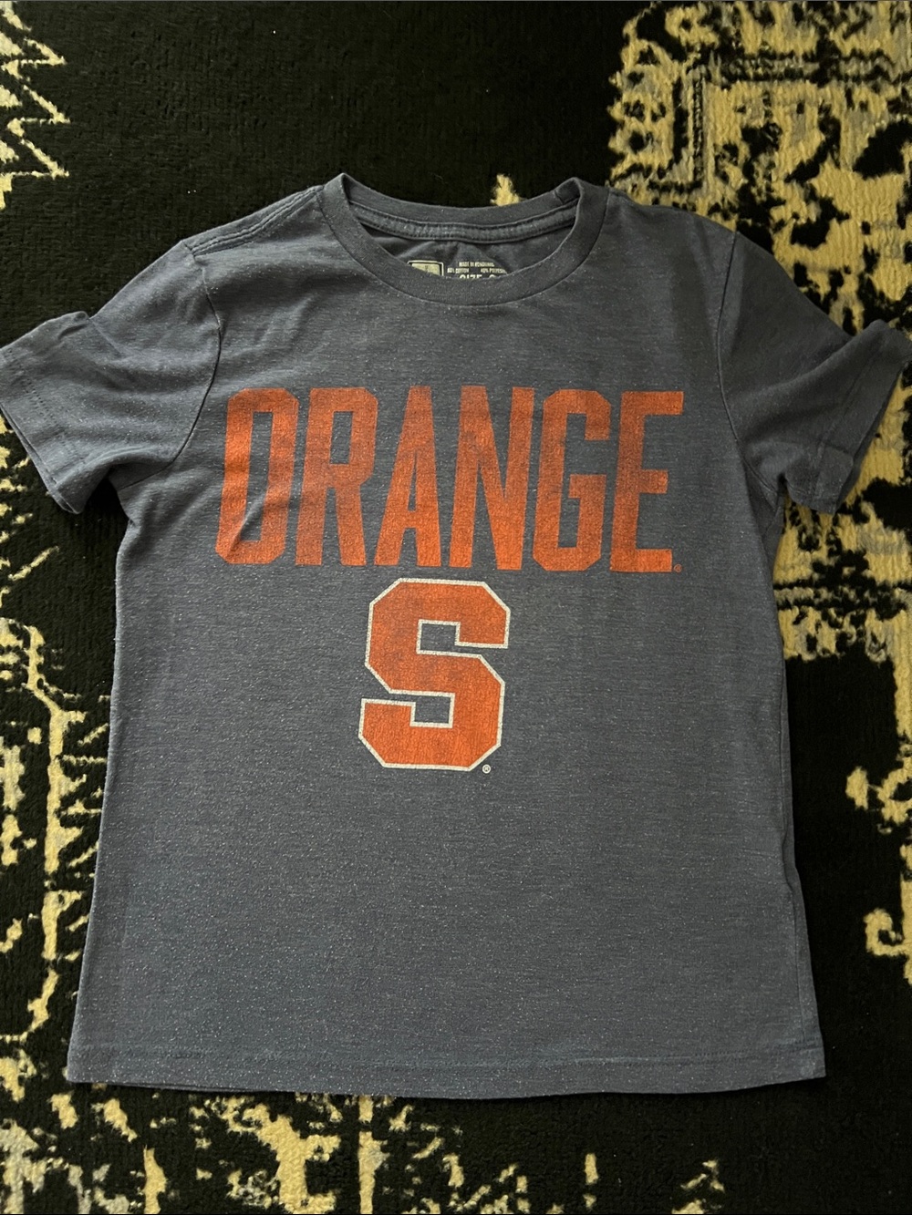 Boys Syracuse tee size small